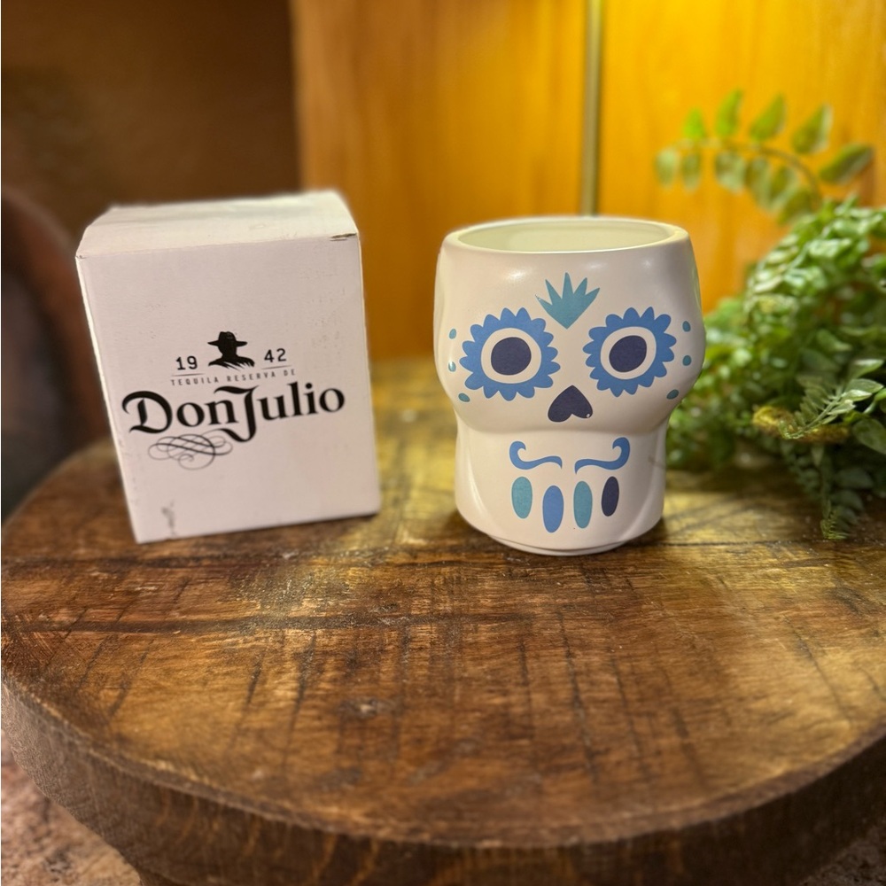 Don Julio 1942 Skull Ceramic Mug “Day Of The Dead” Figural by Claudio Limón 4”